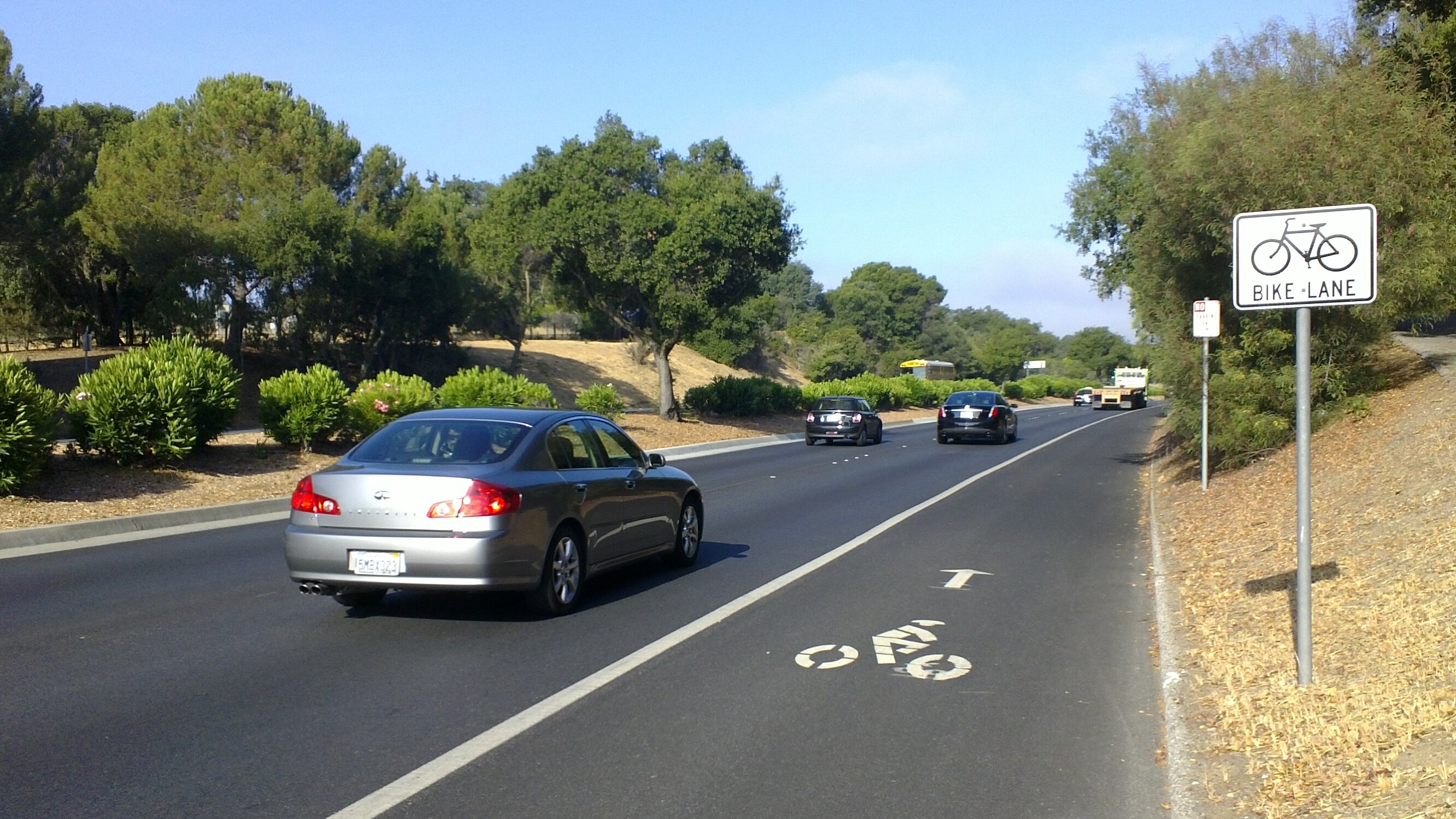 Stanfordin ympäristössä polkupyöräilijät on huomioitu Amerikkalaisittain poikkeuksellisen hyvin.